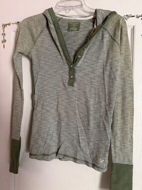 American Eagle Outfitters Olive Green Striped Long Sleeve Henley Hoodie
